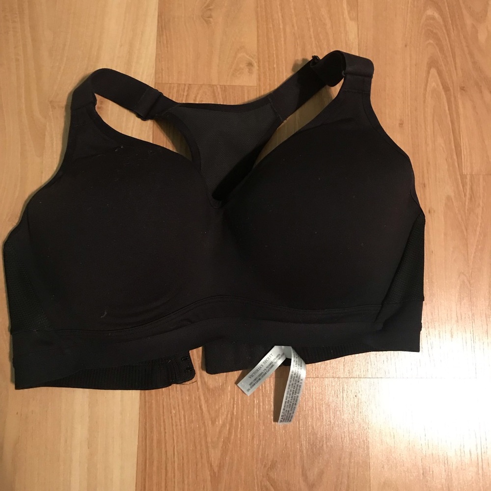 VS sports bra